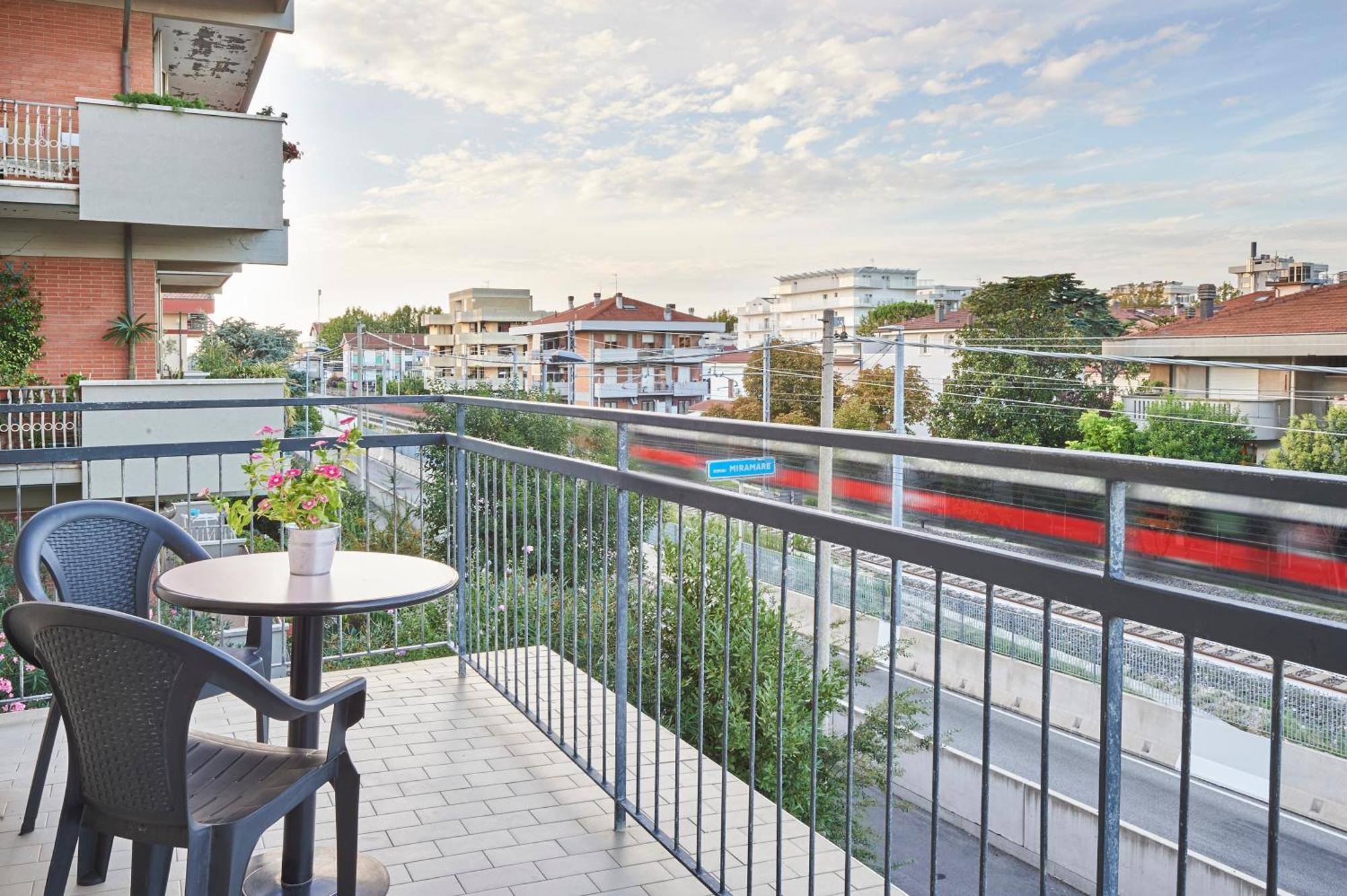 Hotel A Casa Nostra Rimini Exterior foto